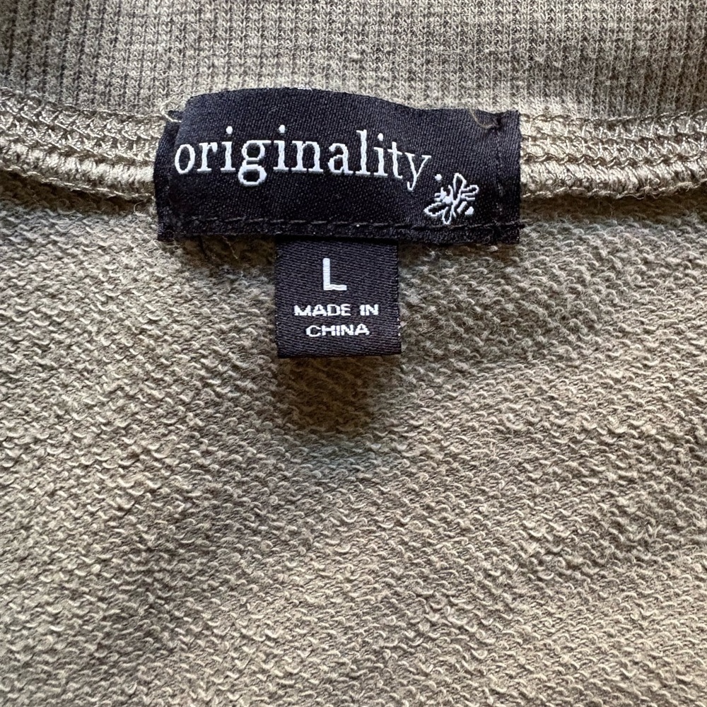Dry Goods Green large women’s Sweatshirt - Picture 3 of 3